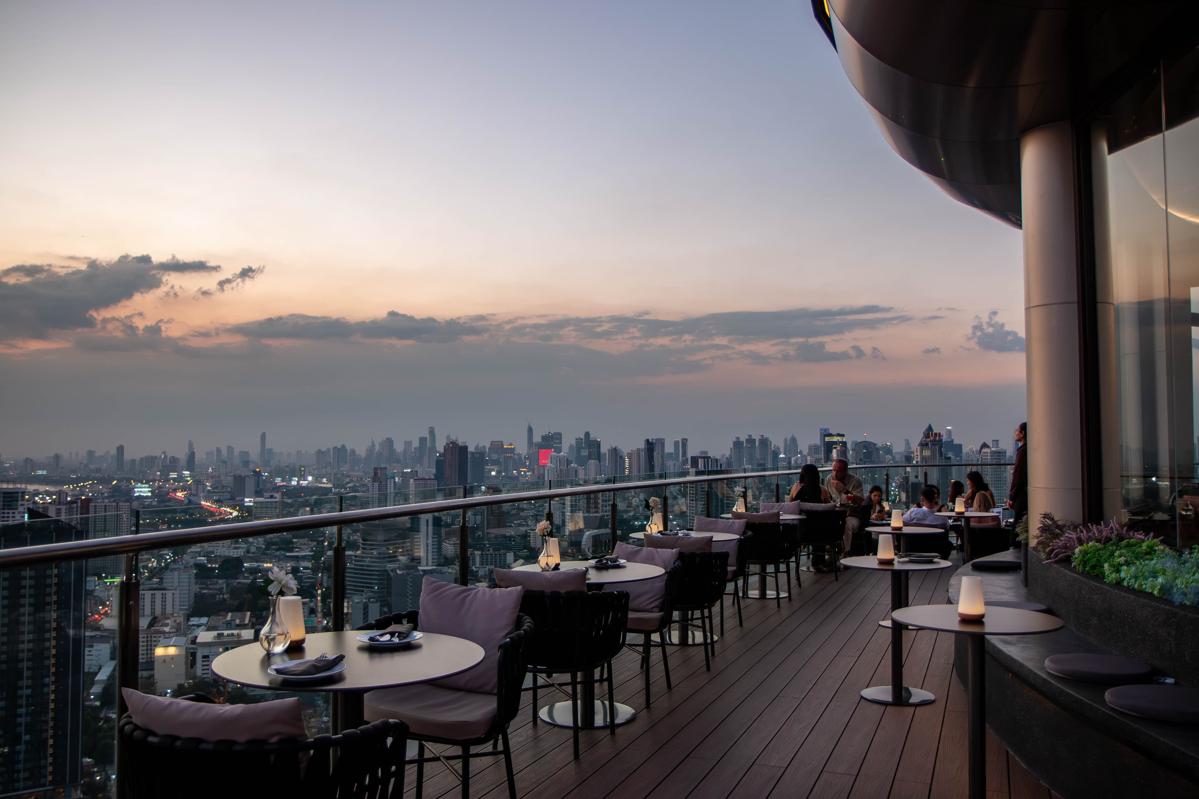 Cielo Sky Bar & Restaurant
